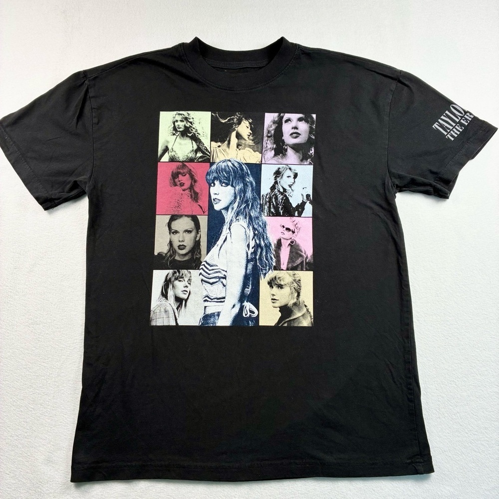 Taylor Swift The Eras Tour Short Sleeve T-Shirt Black Small 100% Cotton 2023